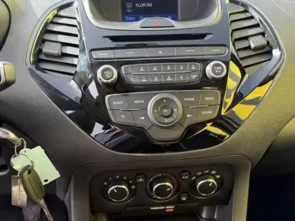 Photo 19 Ford Ka 1.2 86 Ultimate