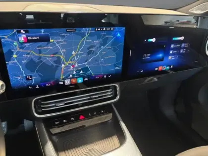 Photo 8 Mercedes CLA  350 4MATIC avec technologi