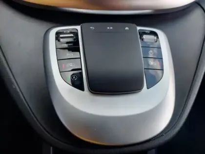 Photo 10 Mercedes CLA V 300 d EDITION Extra long 8pl