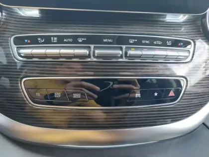 Photo 14 Mercedes CLA V 300 d EDITION Extra long 8pl