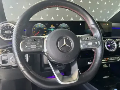 Photo 30 Mercedes Classe A 250 e AMG Line