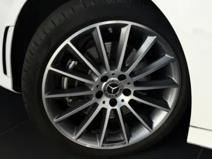 Photo 28 Mercedes Classe A 250 e AMG Line
