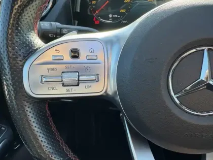 Photo 15 Mercedes GLA 250 e AMG Line