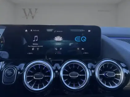 Photo 17 Mercedes GLA 250 e AMG Line