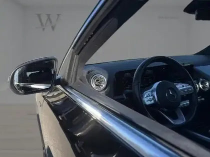 Photo 11 Mercedes GLA 250 e AMG Line