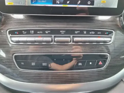 Photo 12 Mercedes CLA V 300 d AVANTGARDE EDITION Ext