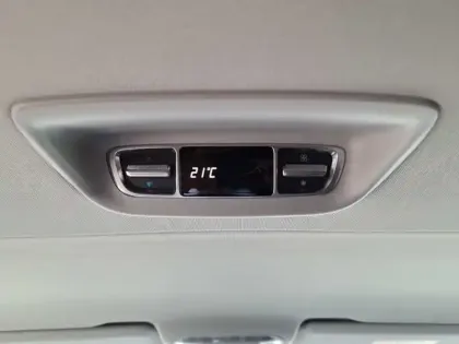 Photo 13 Mercedes CLA V 300 d AVANTGARDE EDITION Ext