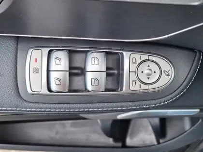 Photo 15 Mercedes CLA V 300 d AVANTGARDE EDITION Ext