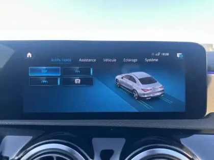 Photo 16 Mercedes CLA  180 d Coupé AMG Line