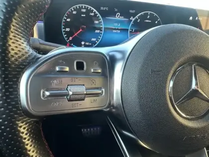 Photo 9 Mercedes CLA  180 d Coupé AMG Line