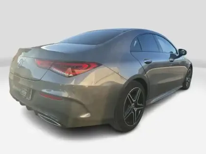 Photo 5 Mercedes CLA  180 d Coupé AMG Line