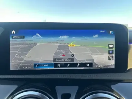 Photo 12 Mercedes CLA  180 d Coupé AMG Line