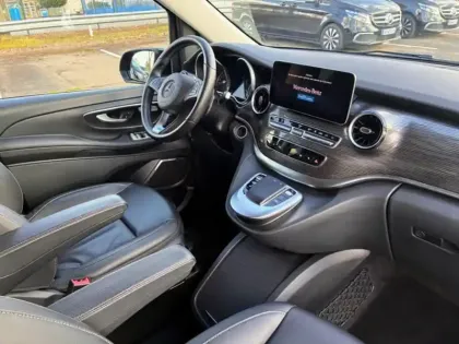 Photo 39 Mercedes CLA sse V 300 d Extra-Long Avan