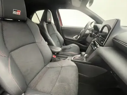 Photo 25 Toyota Yaris Gén. I Ph1 NG GR Sport 5