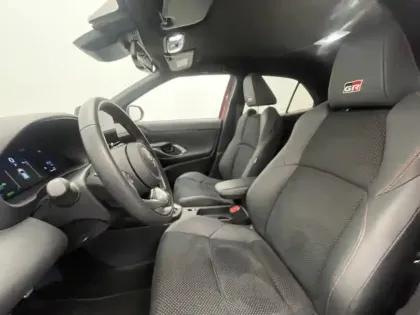 Photo 14 Toyota Yaris Gén. I Ph1 NG GR Sport 5