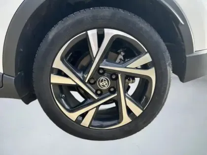 Photo 19 Toyota C-HR 1.8 Hybride 122 Edition