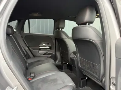 Photo 11 Mercedes GLA 200 d AMG Line