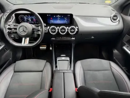 Photo 7 Mercedes GLA 200 d AMG Line