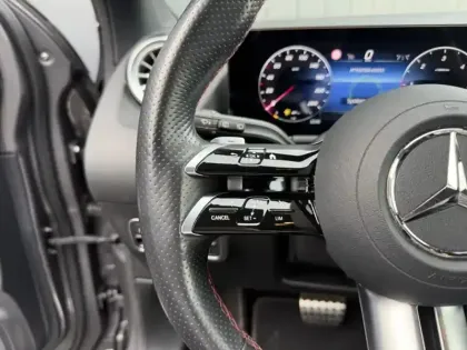 Photo 22 Mercedes GLA 200 d AMG Line