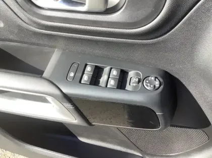 Photo 16 Citroën C5 aircross Hybride 136 e-DCS6 Max