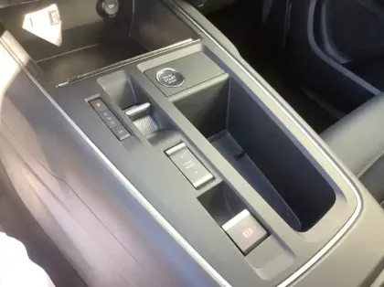 Photo 21 Citroën C5 aircross Hybride 136 e-DCS6 Max