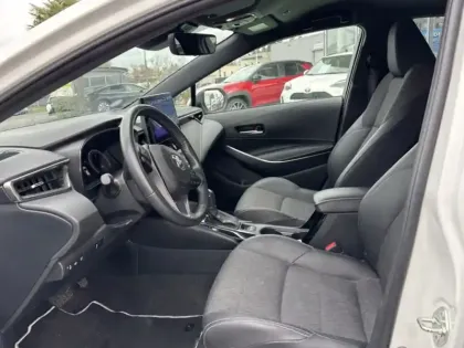 Photo 11 Toyota Corolla Hybride 140h Design