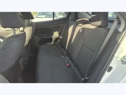 Photo 10 Toyota Yaris Hybride 1.5 HYBRID 116H DYNAMIC