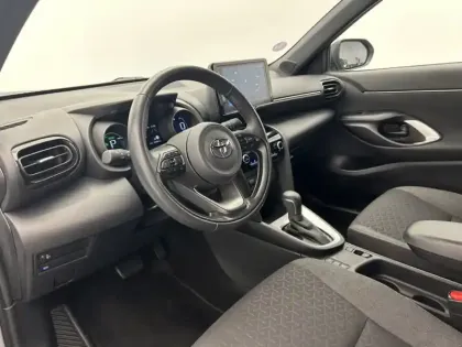 Photo 19 Toyota Yaris Hybride 1.5 116H DESIGN