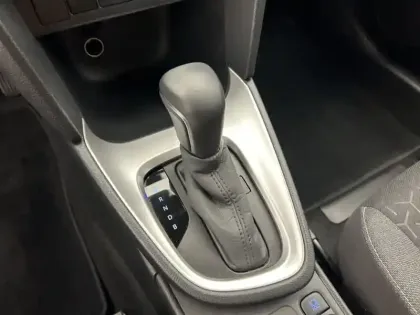 Photo 12 Toyota Yaris Hybride 1.5 116H DESIGN