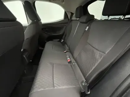 Photo 16 Toyota Yaris Hybride 116h Design / Pack confort