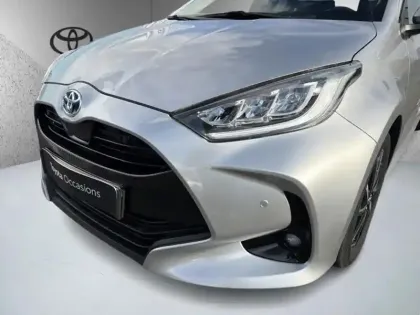 Photo 12 Toyota Yaris Hybride 116h Design Pack