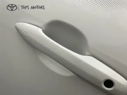 Photo 8 Toyota Yaris Hybride 1.5 116H DYNAMIC BUSINESS