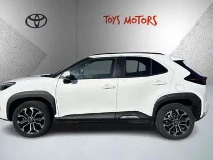 Photo 7 Toyota Yaris Hybride 1.5 HYBRID 116H DESIGN / PACK CARGO