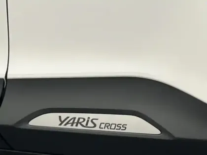 Photo 21 Toyota Yaris Hybride 1.5 130H DESIGN PACK CARGO