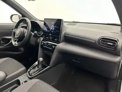 Photo 22 Toyota Yaris Hybride 1.5 130H DESIGN PACK CARGO