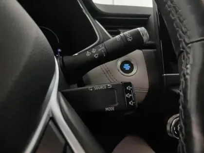 Photo 25 Renault Captur Gén. II (HJB) Ph1 Initiale Paris 5