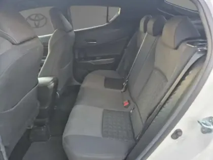 Photo 16 Toyota C-HR 1.8 Hybride 122 Edition