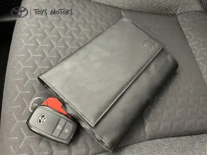 Photo 19 Toyota Yaris Hybride 1.5 116H DYNAMIC