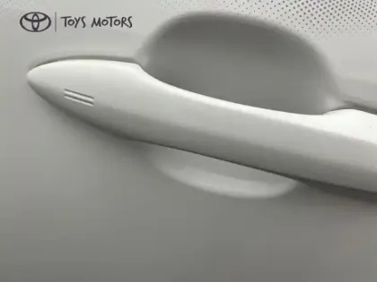 Photo 10 Toyota Yaris Hybride 1.5 116H DYNAMIC