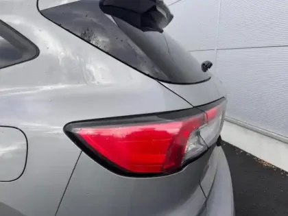 Photo 10 Ford Kuga Gén. III Ph1 ST-Line X 5