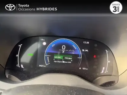 Photo 13 Toyota Yaris  116h Design 5p MC24