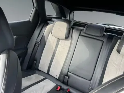 Photo 12 Peugeot 3008  HYBRID 225ch GT e-EAT8