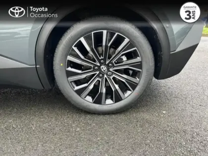 Photo 13 Toyota C-HR + 343ch 77kWh Collection Performance AWD