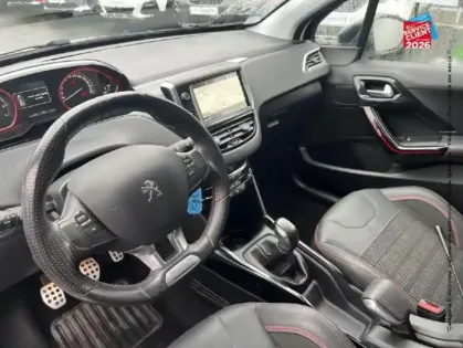 Photo 30 Peugeot 2008 Gén. I Ph2 GT Line 5