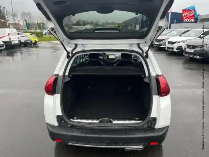 Photo 14 Peugeot 2008  1.2 PureTech 110ch GT Line S&S