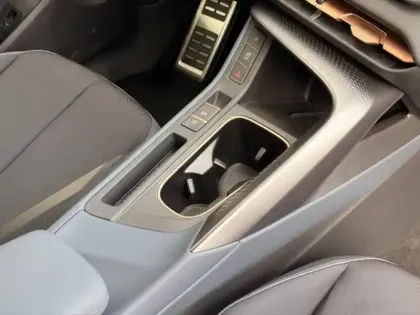 Photo 14 Cupra Terramar  1.5 eTSI Hybrid 150ch V DSG7