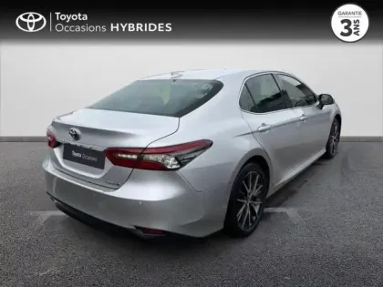 Photo 16 Toyota Camry  2.5 Hybride 218ch Design MC21
