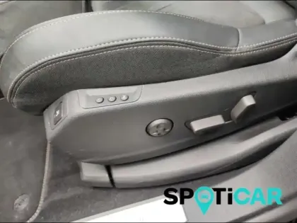 Photo 8 Peugeot 5008  1.6 PureTech 180ch S&S GT Pack EAT8