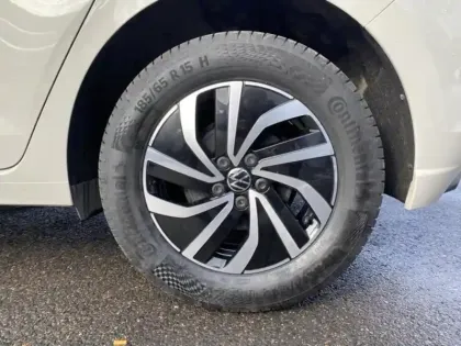 Photo 12 Volkswagen Polo Gén. VI Ph2 Life 5