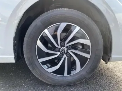 Photo 10 Volkswagen Polo Gén. VI Ph2 Life 5